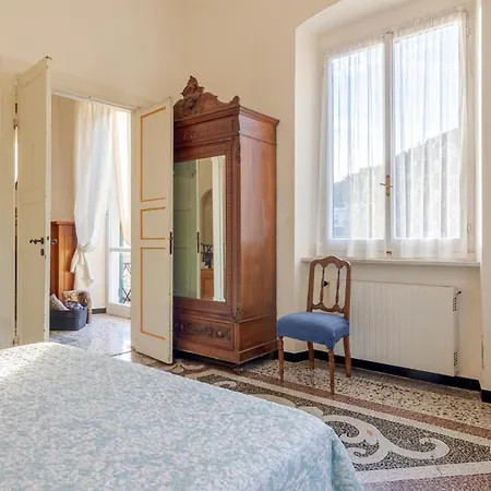3 Bedroom Pet Friendly In *